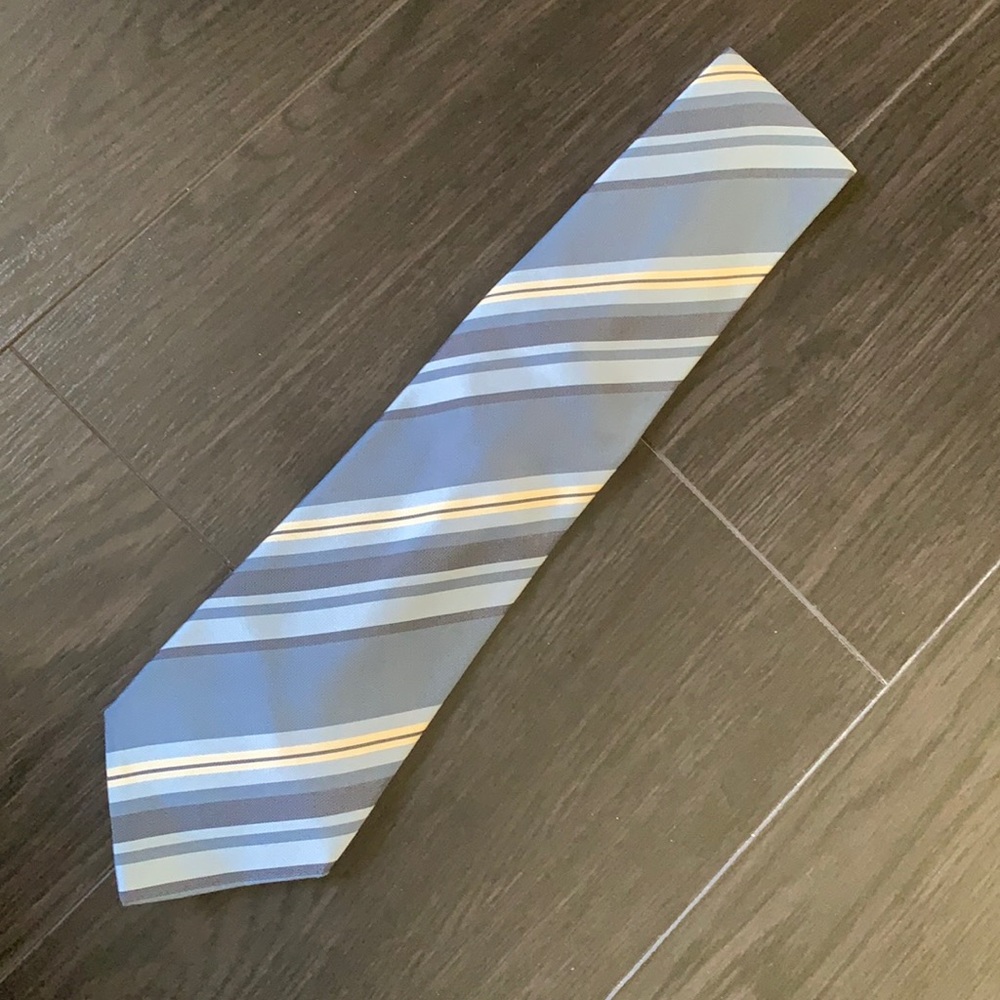 Blue and cream striped silk tie